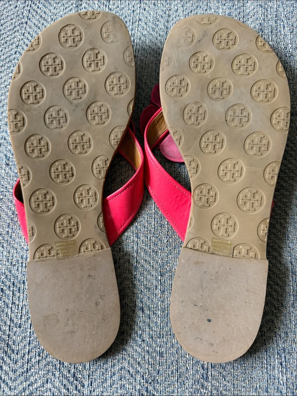 Tory Burch Pink Patent Leather Floral Slip On Flip Flop Size: 7.5 M